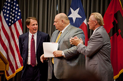 Sen. Robert Duncan, Chairman Mickey Long and Vice Chairman Larry Anders