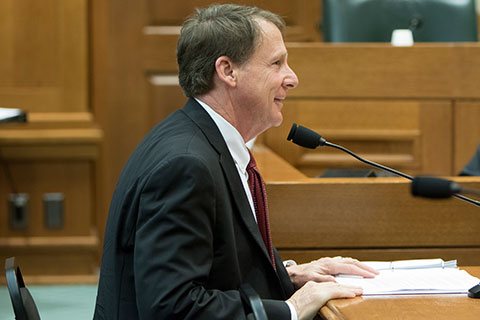 Chancellor Duncan testifying in Austin