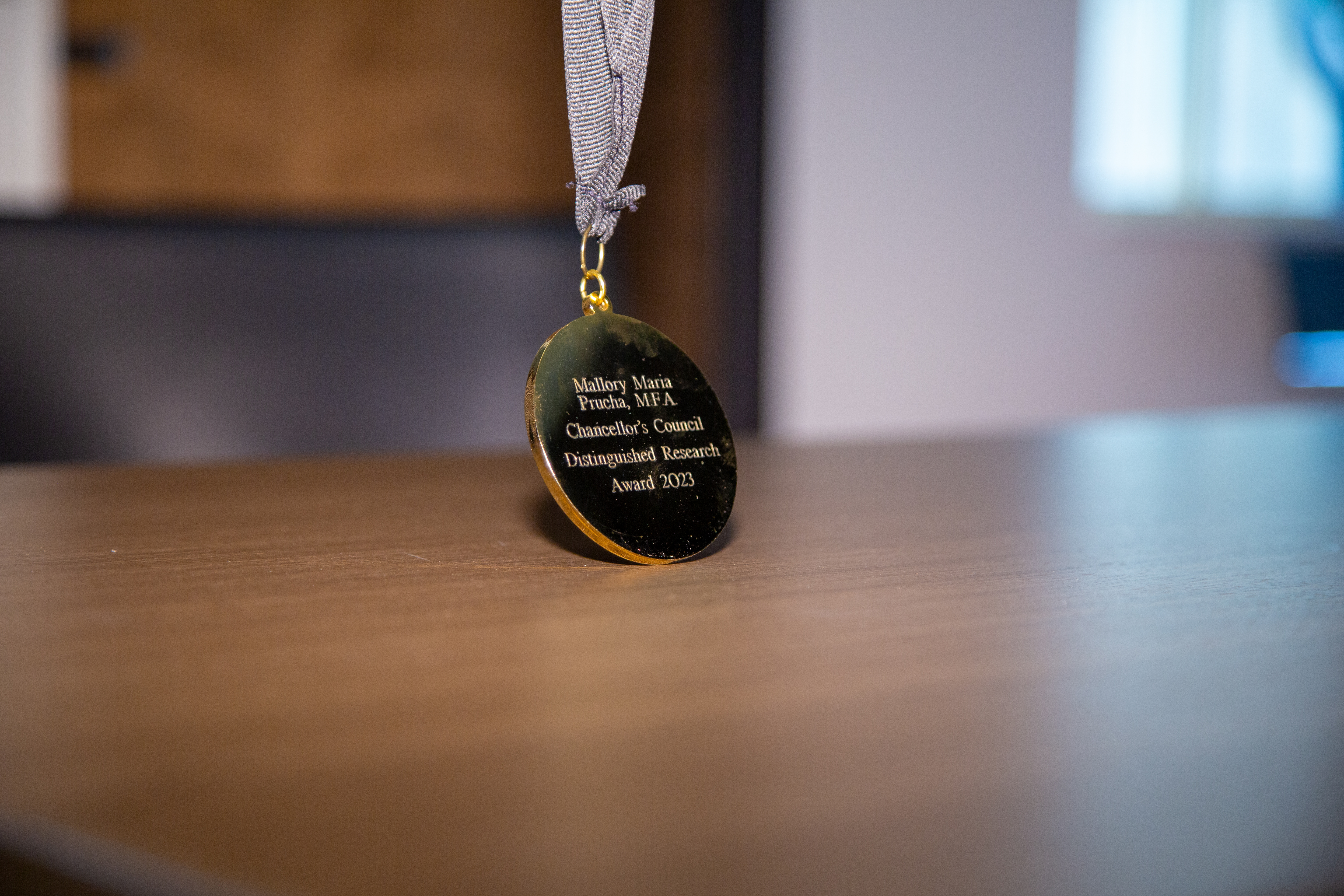 Distinguished Teaching & Research Award Medal